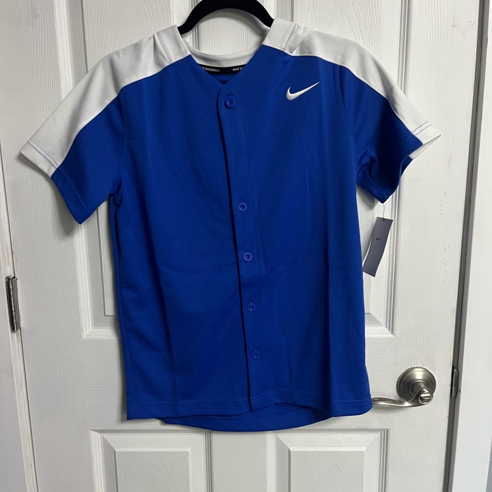 Boys nike baseball athletic shirt brand new MAKE OFFERS